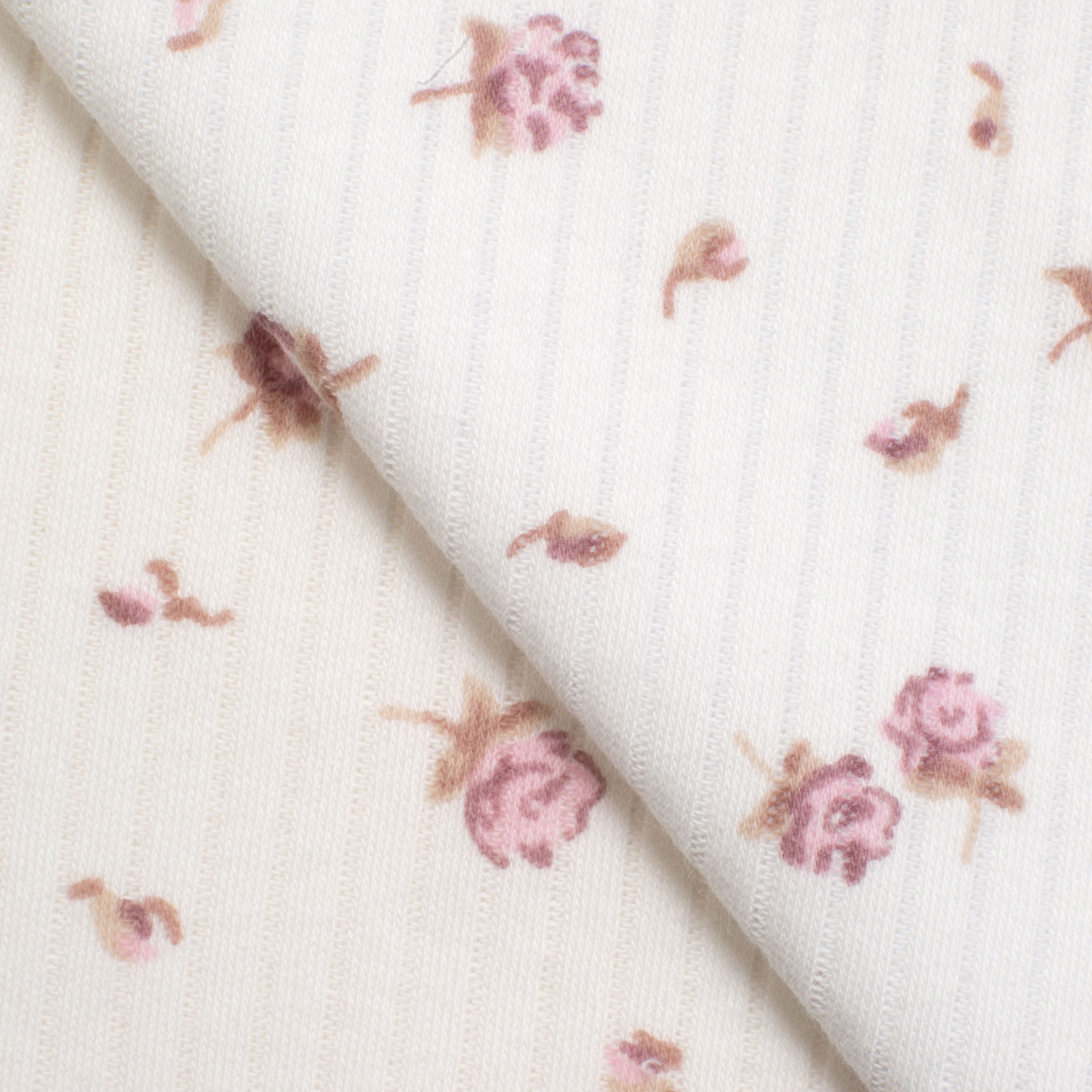 PTRIB-6X2-170-PRINT-SMALL-ROSES fabric image 3