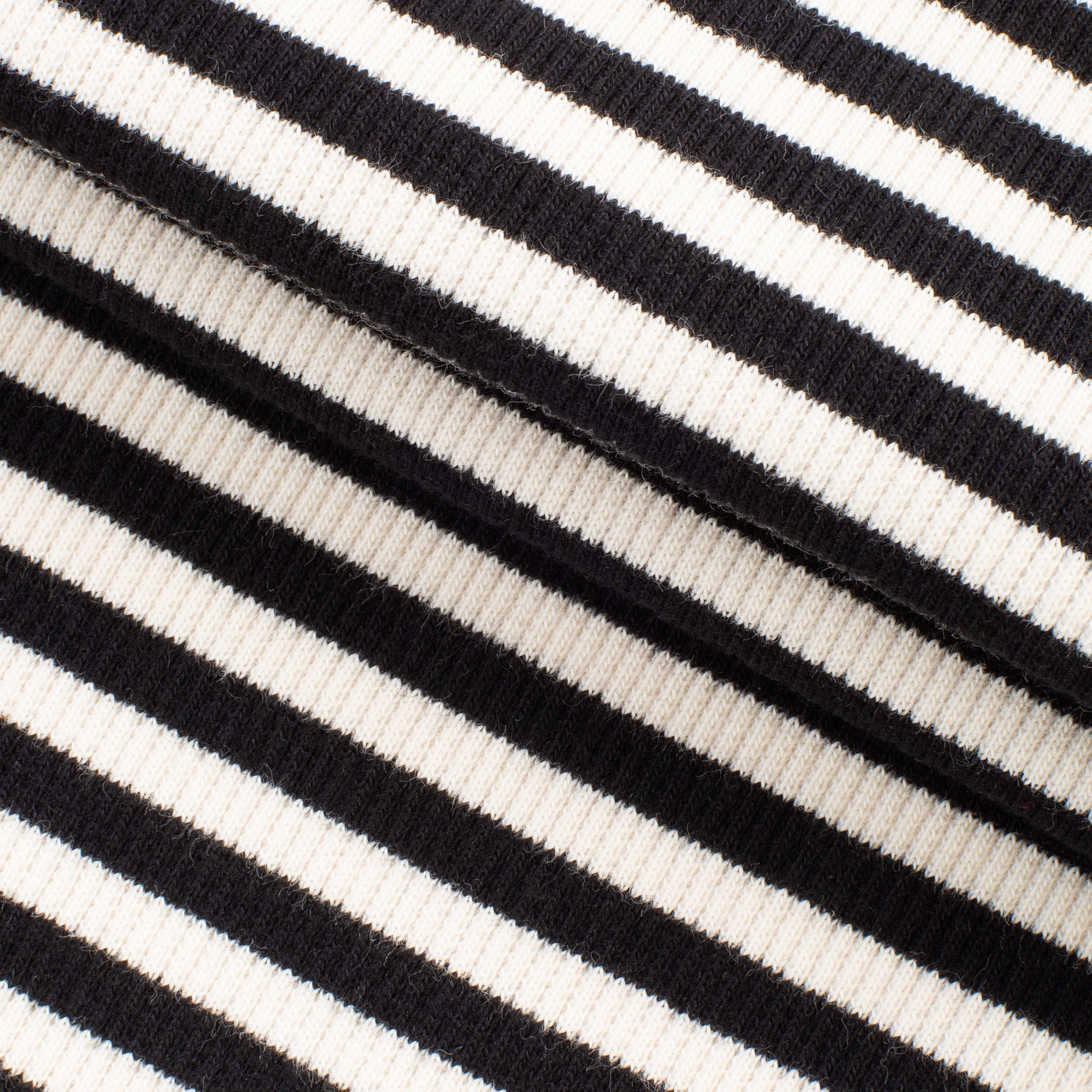 TTRIB-2X1-250-100-STRIPES-WASHED-BLACK fabric image 2