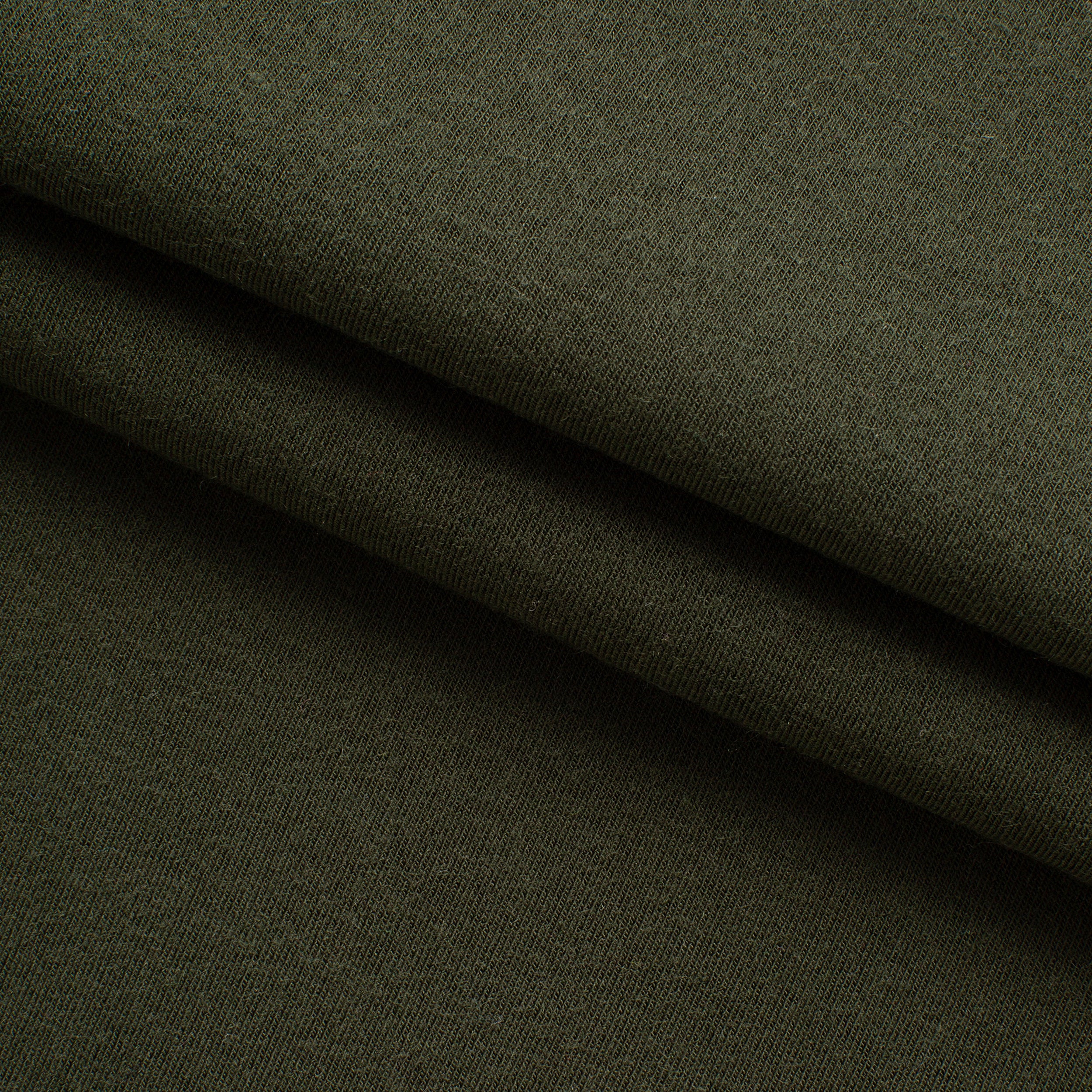 UG8832